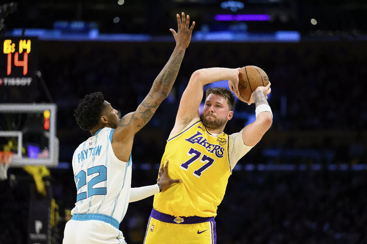 NBA／唐西奇上場時間解封 湖人慘遭黃蜂逆轉