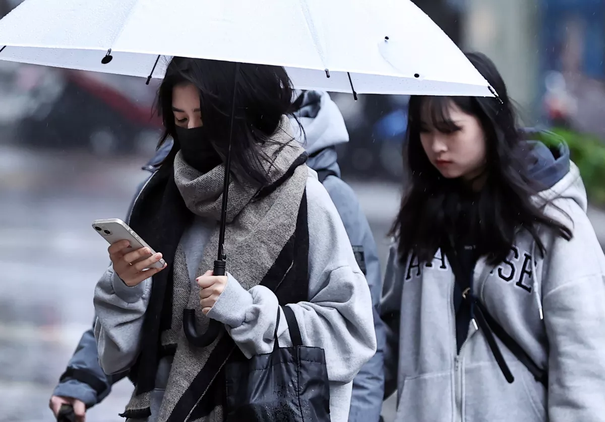 大陸冷氣團周末南下 降雨範圍擴大