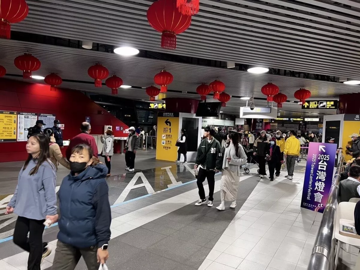 台灣燈會最後周末人次破200萬 機捷進出站順暢