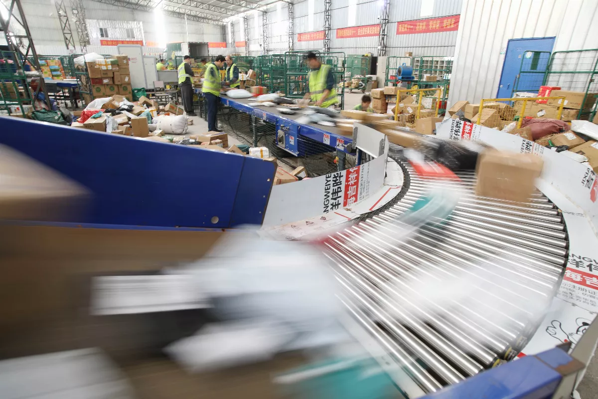 機器人取代人類勞工 春節後陸企不缺工