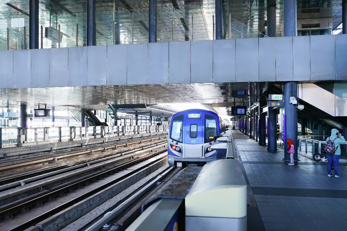 桃園機捷工程車凌晨偏移軌道   班次微調民眾留意