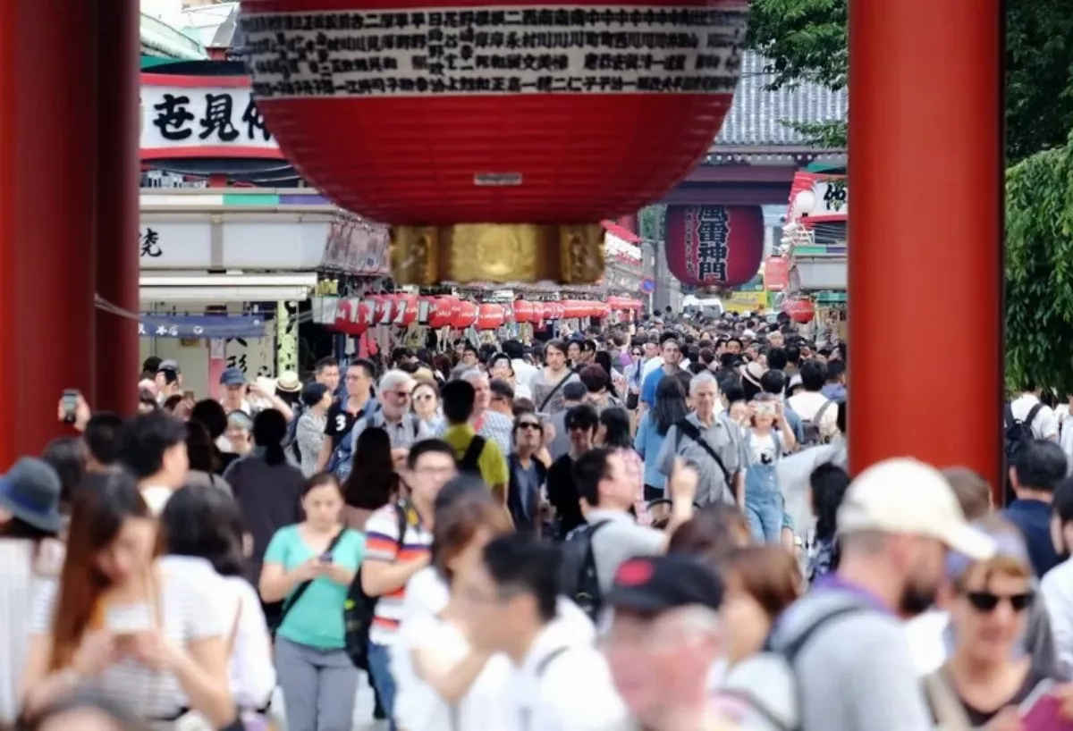 日本擬調高國際觀光旅客稅 機票最高漲逾千元
