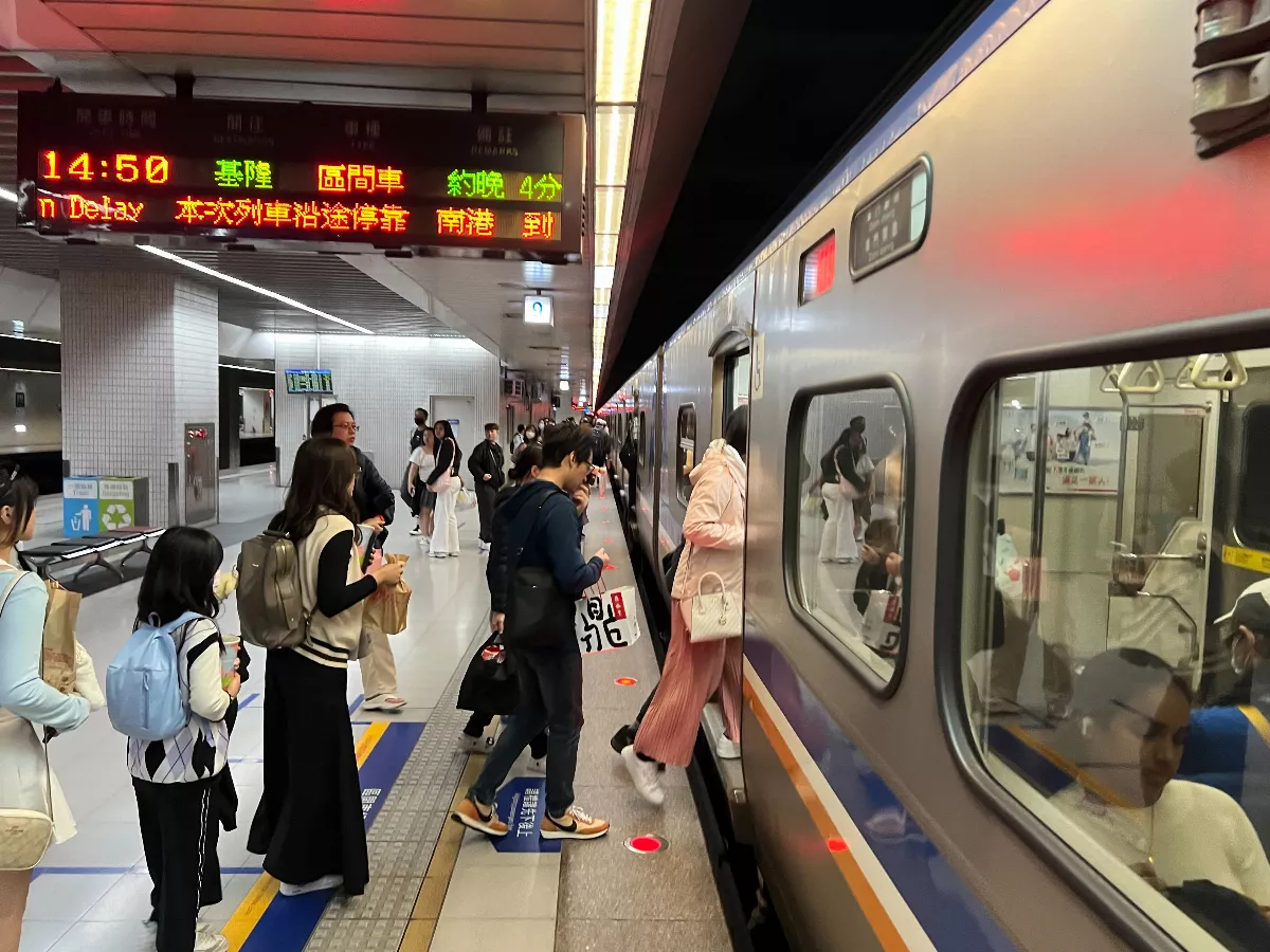 228連假台鐵運量超出預期 日均突破80萬人次