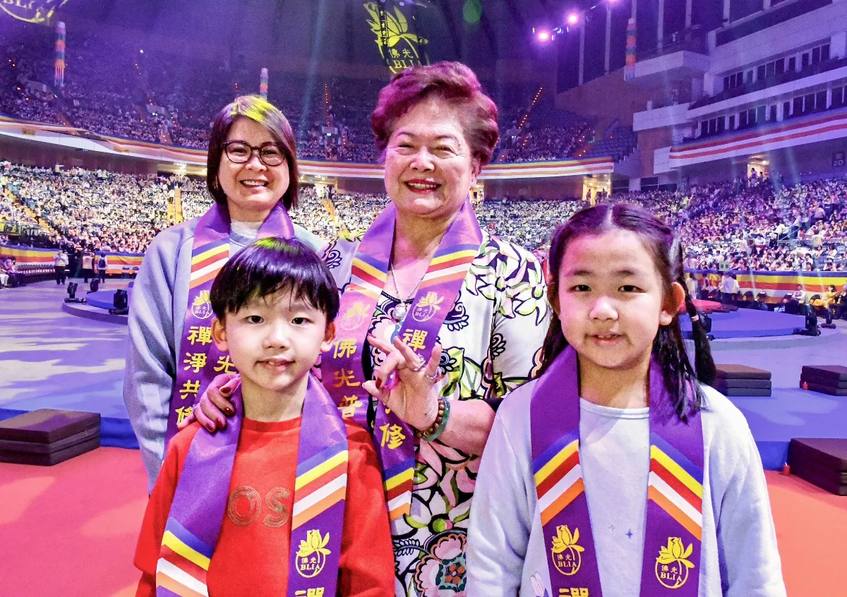 【佛光山2025年禪淨共修獻燈祈福法會】榮譽功德主羅李阿昭 三代參與傳承信仰