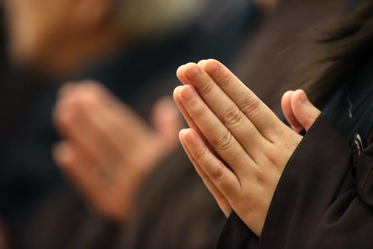 【佛源成語】善男信女