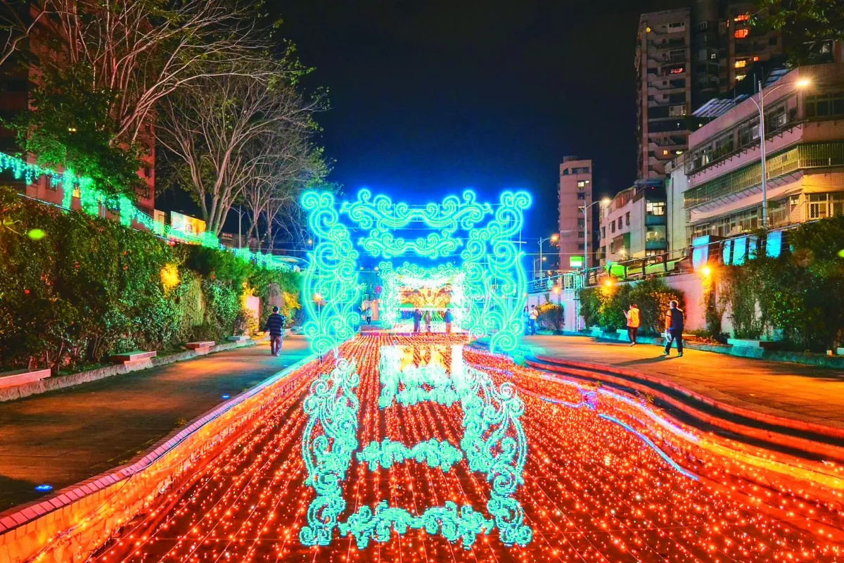 300萬盞燈 點亮中港大排