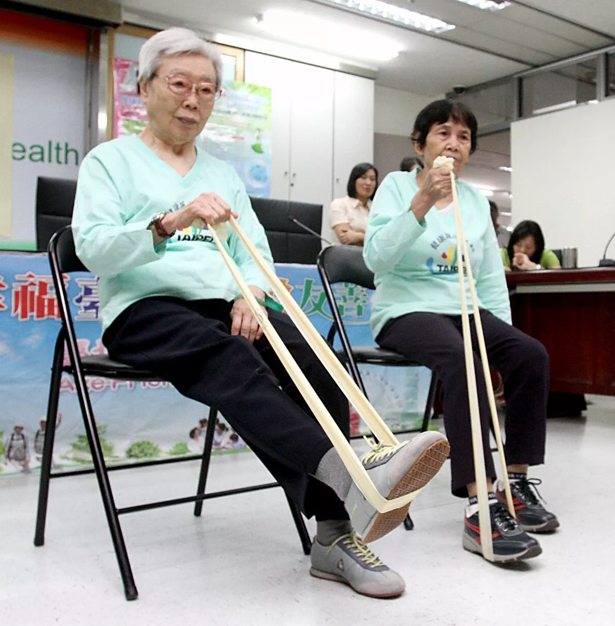 長者防跌倒 按摩這3穴位可減輕臀肌失憶症