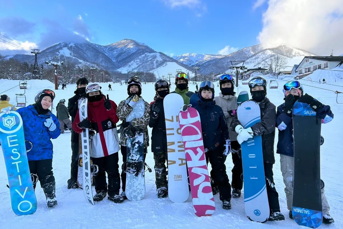 增進國際就業移動力  弘光學子赴雪場研習收穫豐   