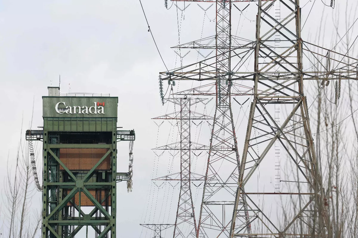 反制川普關稅 加拿大對輸美電力加徵25%費用