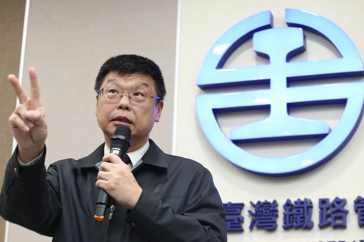 台鐵董事長杜微請辭 交通部極力慰留仍堅辭