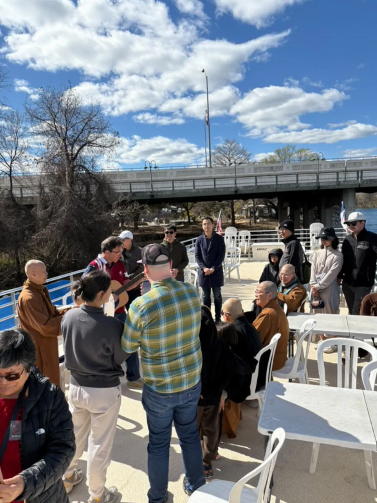 Austin Fo Guang Association Chinese Subchapter Successfully Organized a Spring Outing