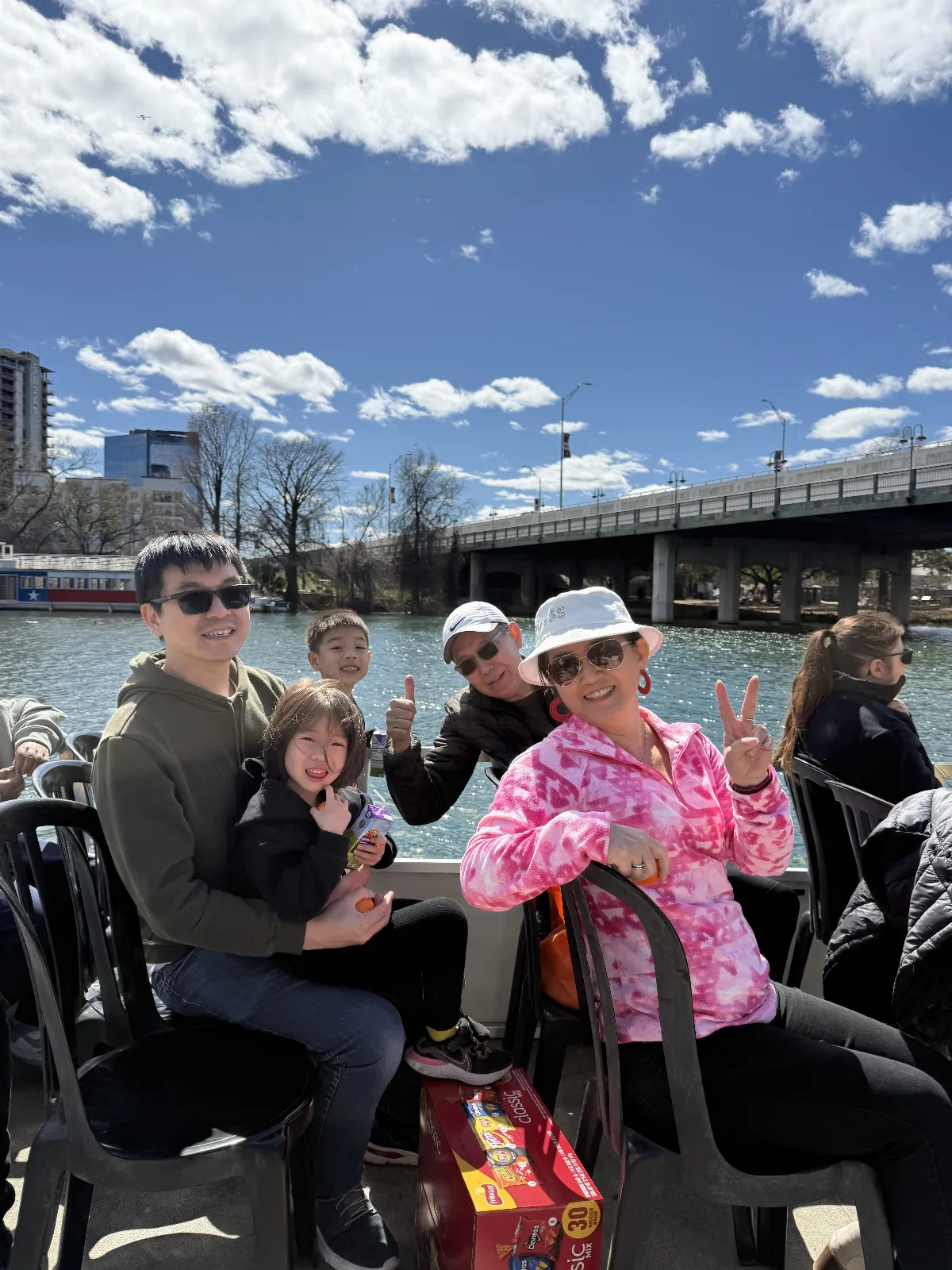 Austin Fo Guang Association Chinese Subchapter Successfully Organized a Spring Outing