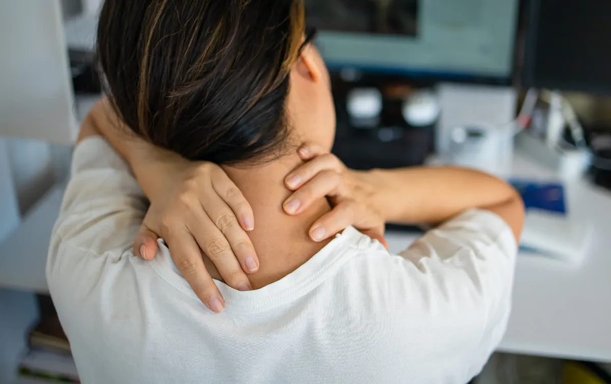 天冷易落枕拉傷  醫師3招教你預防