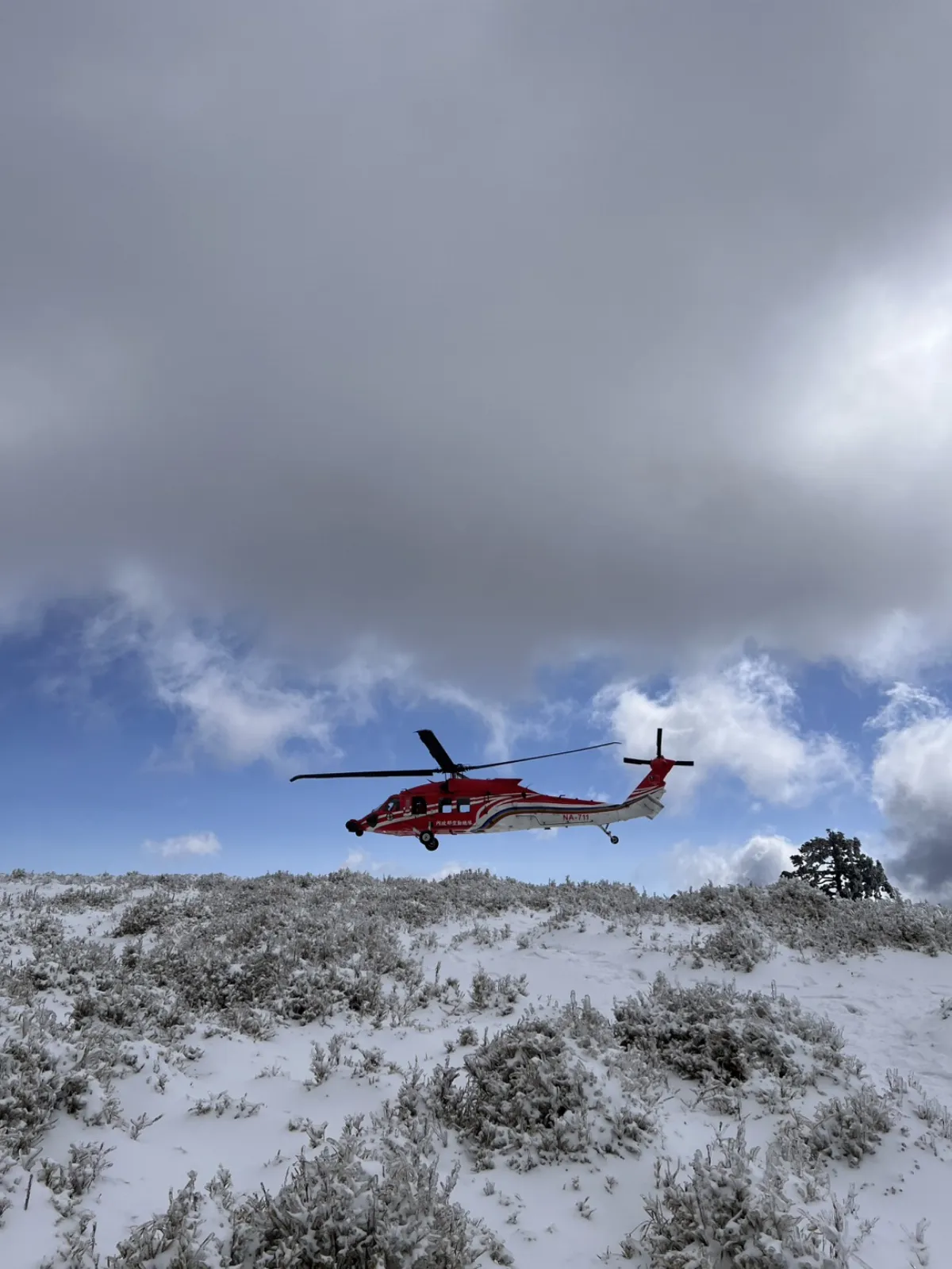奇萊東稜山難1死、16人大雪受困3天 今黑鷹救下山