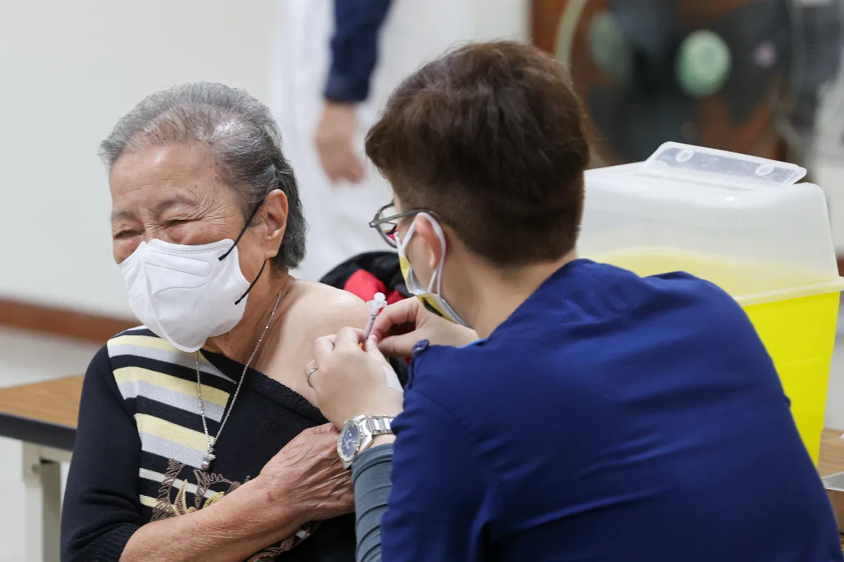 4月8日起開放第2劑JN.1新冠疫苗 接種對象看這裡