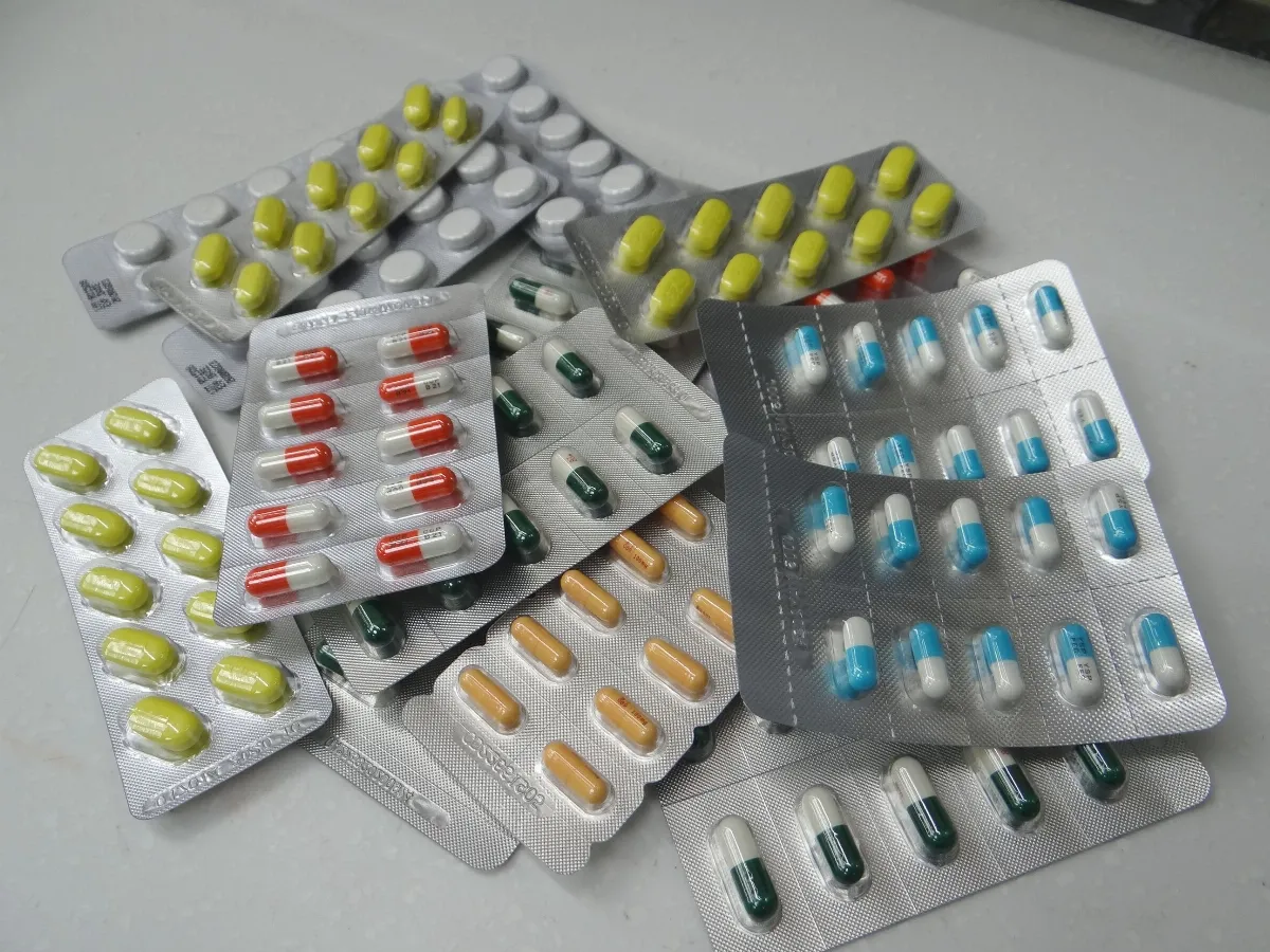 抗生素過期勿服用 藥效喪失恐傷腎臟