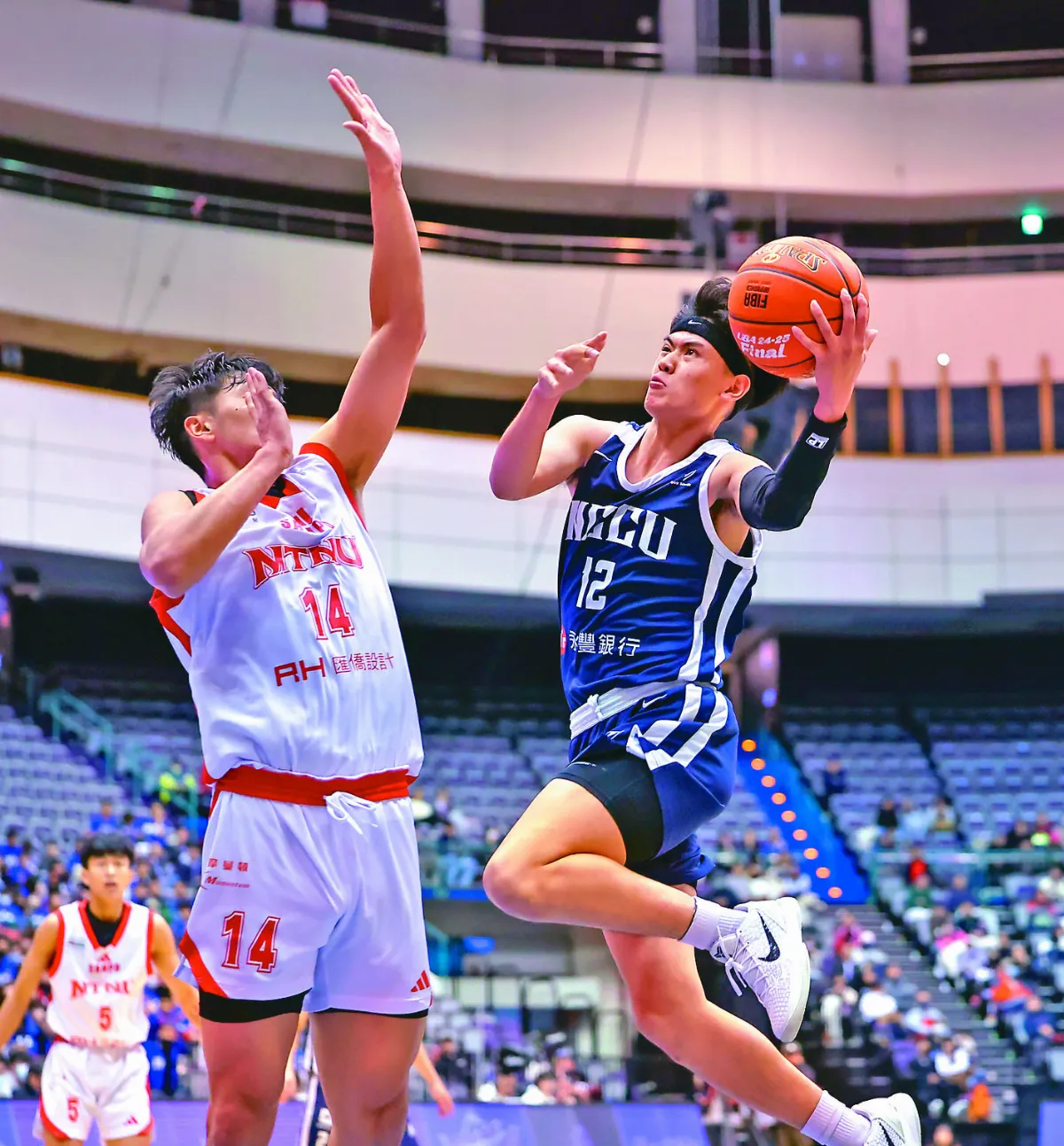 UBA 佛大今戰文化 爭后冠