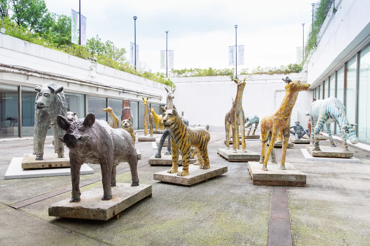 「靜 • 物」展登場 〈水泥動物園〉現身北美館戶外空間