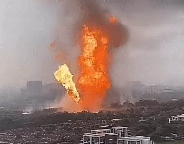 馬來西亞天然氣管道爆炸  多棟房屋毀損民眾受困