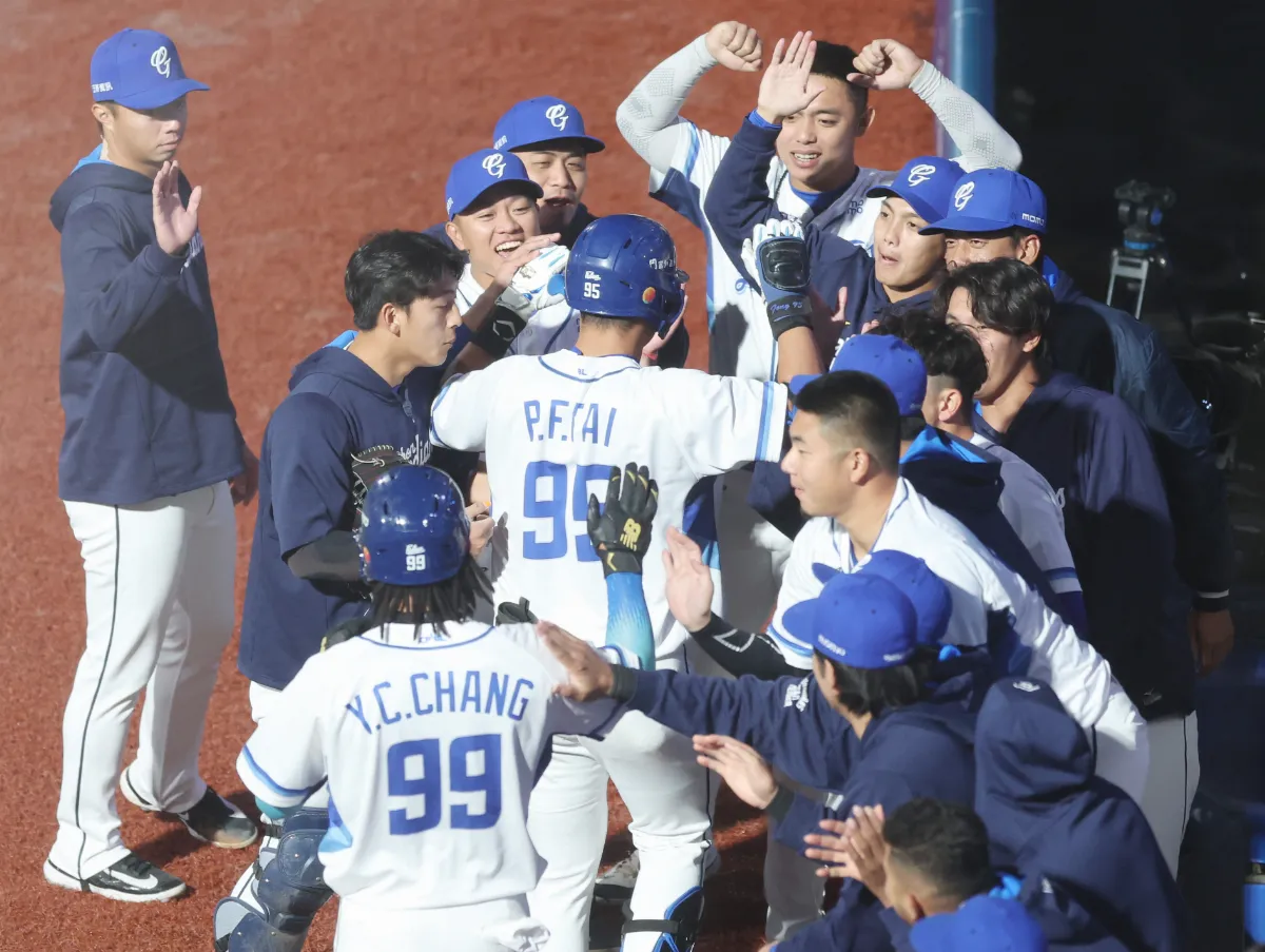 中職／戴培峰12強後揮棒更篤定 鋒總讚心態更成熟