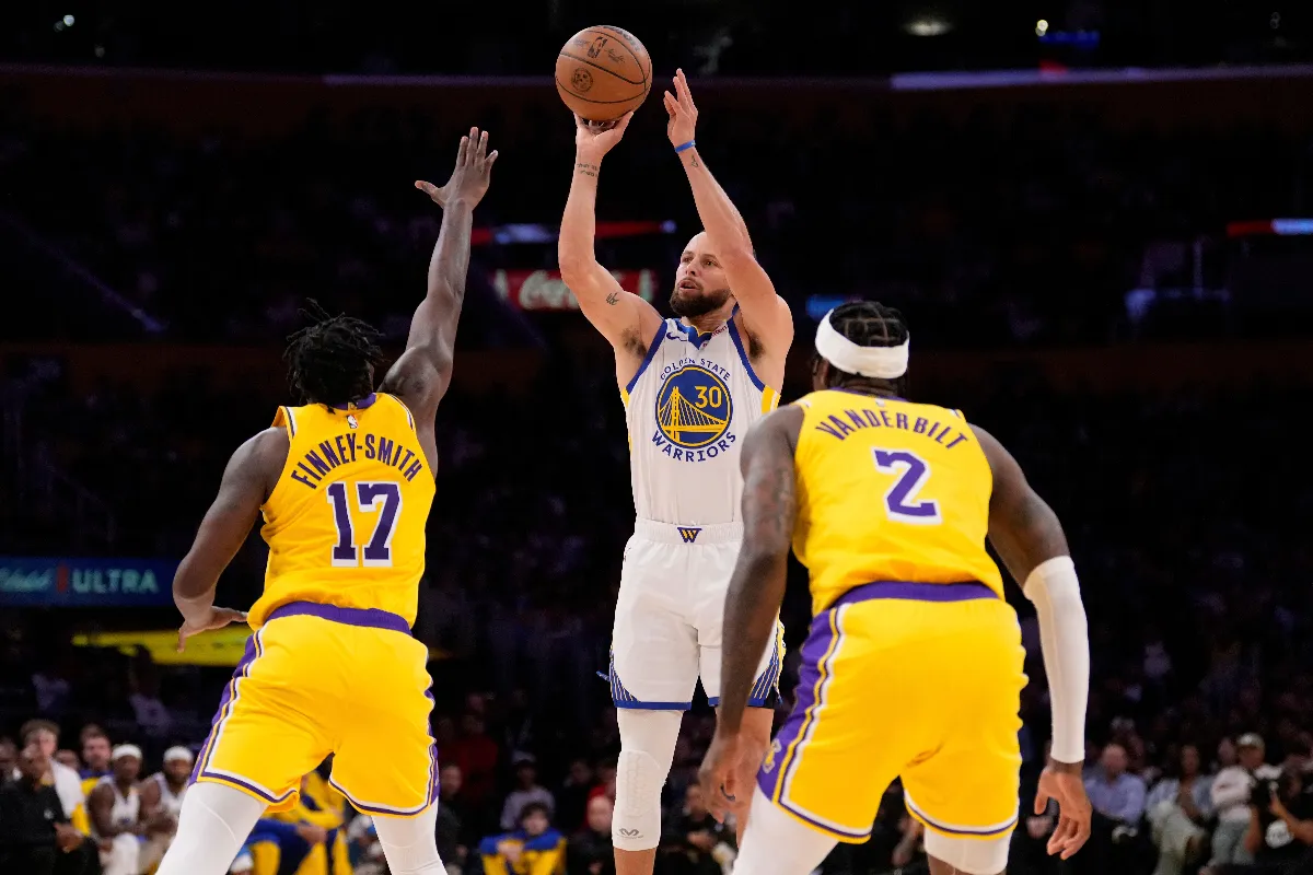 NBA／唐西奇魔法失靈 柯瑞破防湖人完美收官