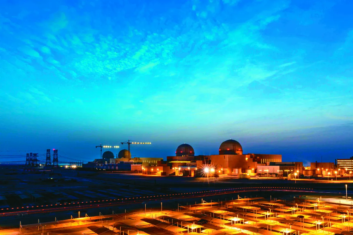 吸收輻射後會發光 未來可應用高輻射環境 新型電池 核廢料轉化電能