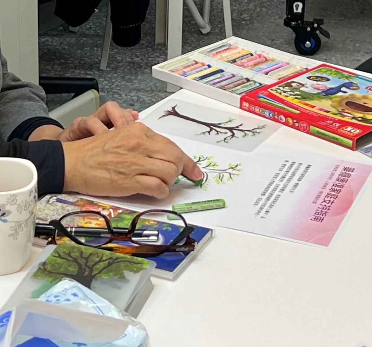 一棵發芽的樹 期待藥癮者重生