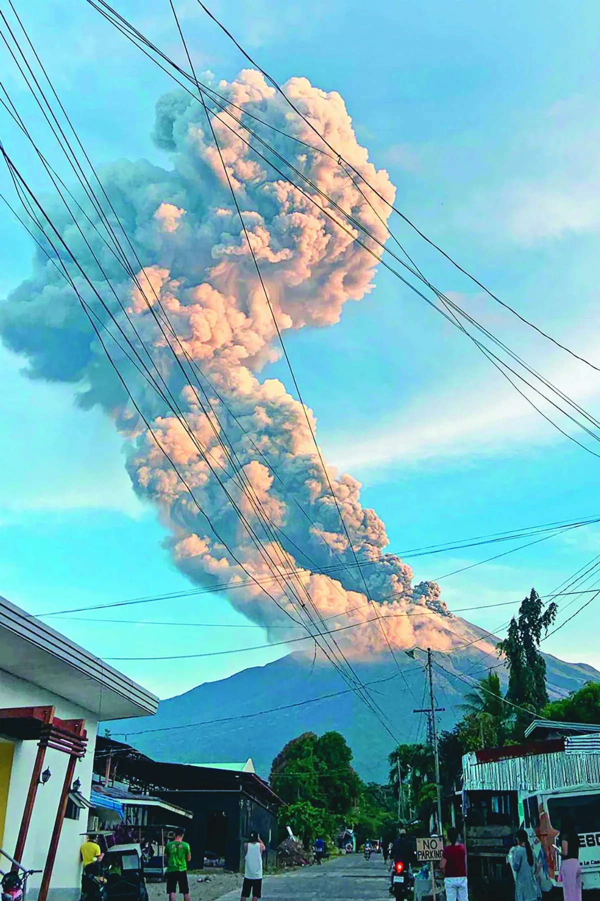 菲律賓火山爆發
