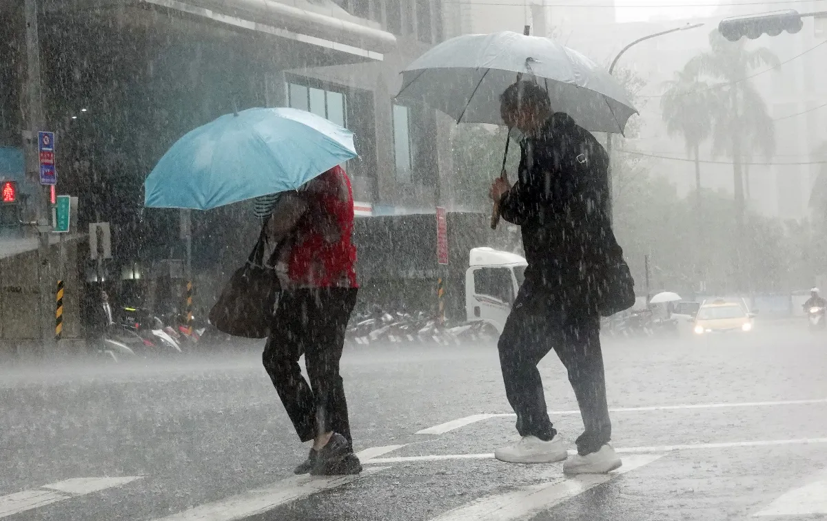 大雷雨轉移中台灣 苗中彰投4縣市慎防致災雨勢