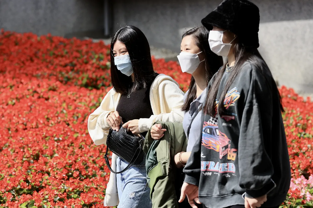 各地高溫達30度 下周暖熱如夏