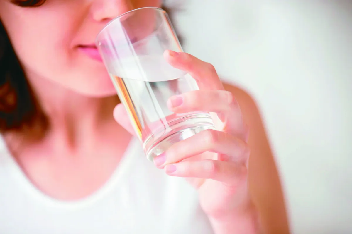 哺乳期間  咖啡和水皆不宜過量