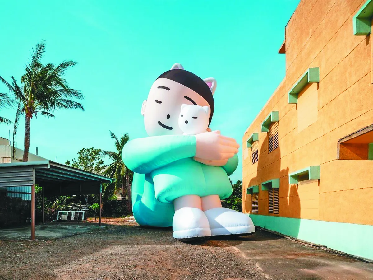 看海美術館戶外展 怪獸代班