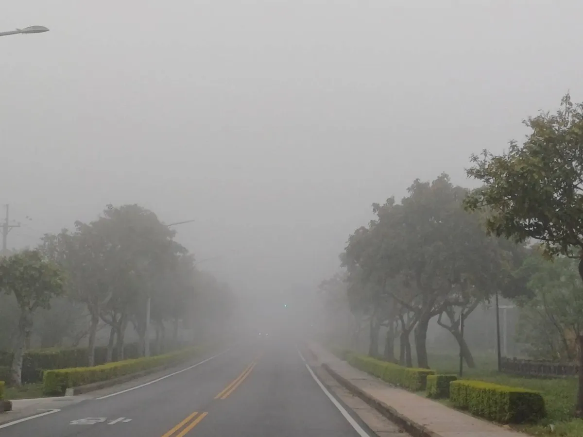 金門濃霧 機場多航班取消、小三通暫停航駛