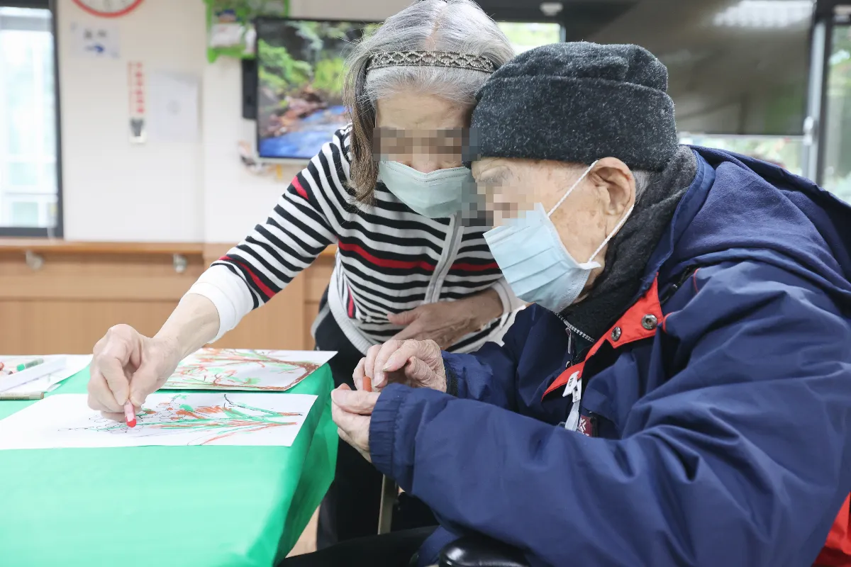 長照需求攀升 台灣面臨「老老照護」困境