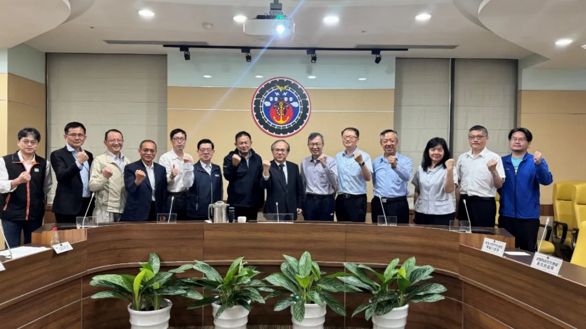 交通部邀集7縣市座談 推路口照明和停止線標準