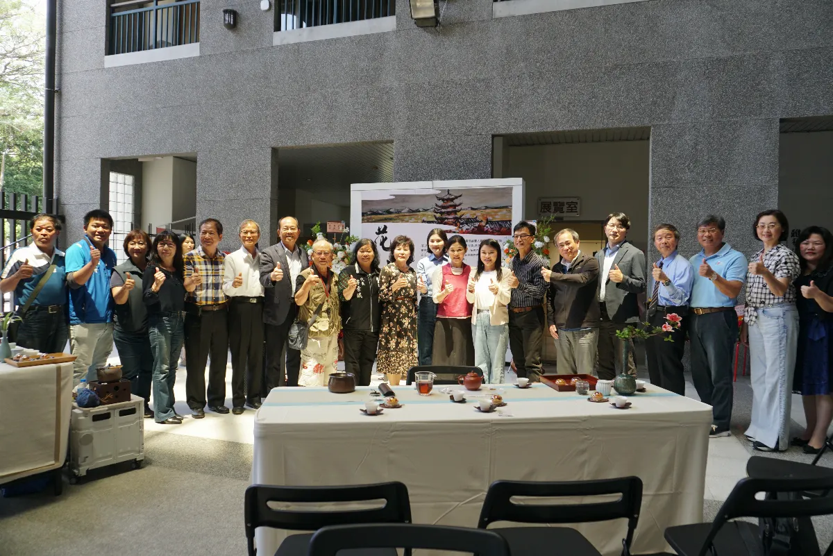 AI動畫詮釋自然之美  「花間水影」藝術展虎科大開幕  