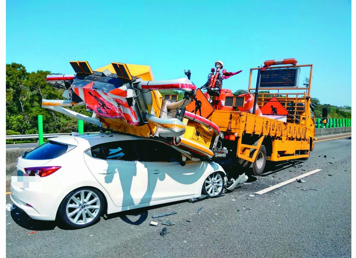 「自駕神器」橫行害命 立委轟網路熱賣恐釀交通危機