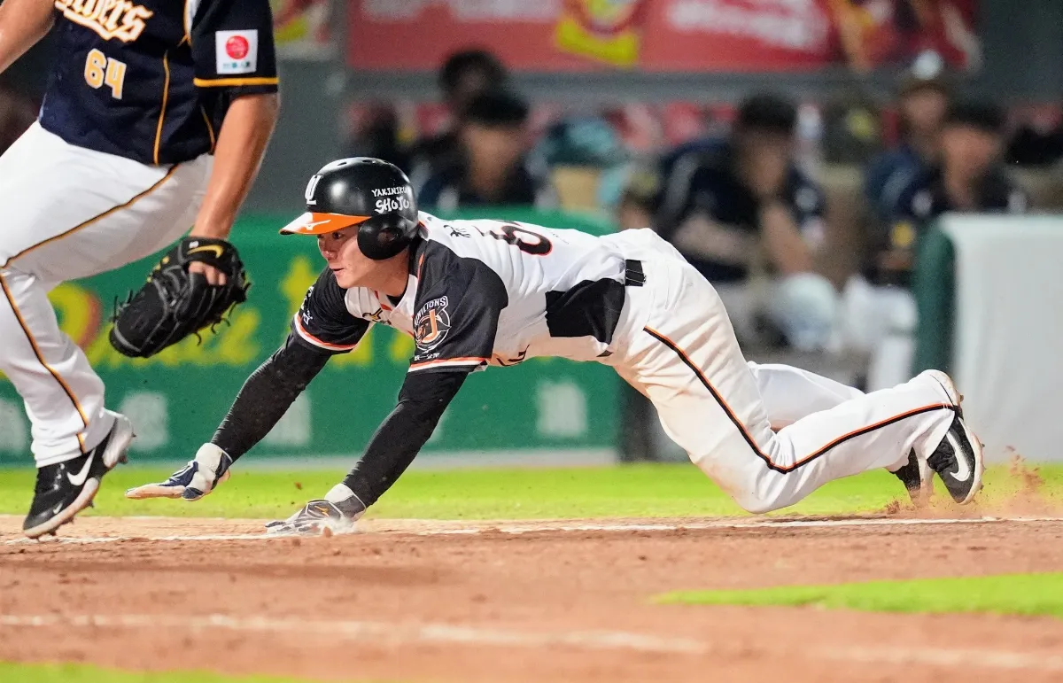 中職／勝騎士首度對決老東家 隊友黃恩賜再見暴投