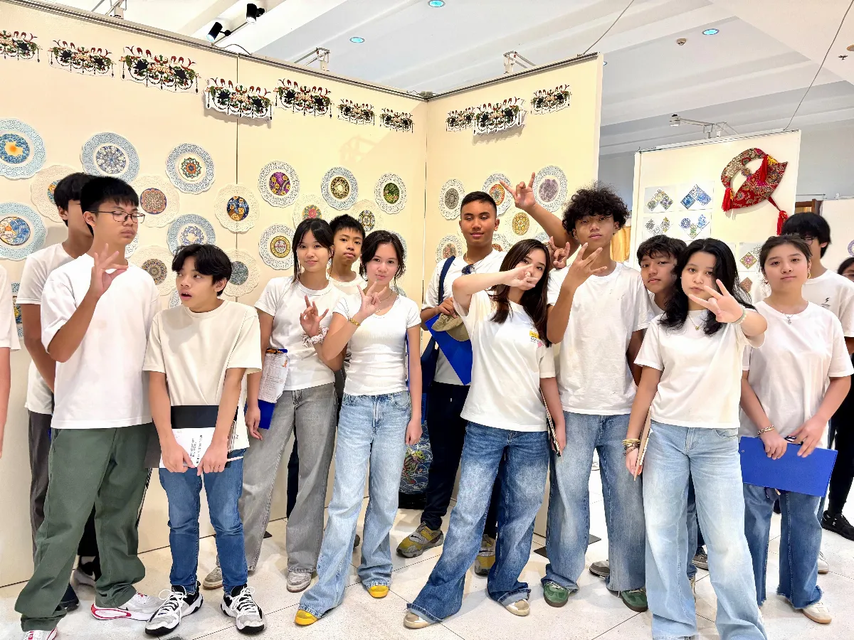 Ink, Imagination, and International Minds: Keys School Manila Visits the FGS Mabuhay Temple Art Gallery