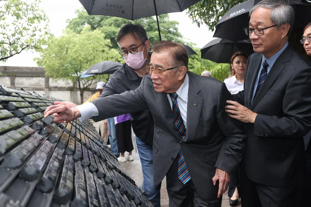人權紀念碑增錄逾萬名 李遠：轉型正義不會停止