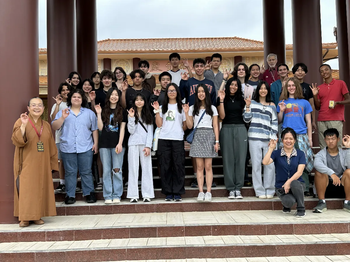 Visit to Xiang Yun Temple by LASA High School Students from Austin