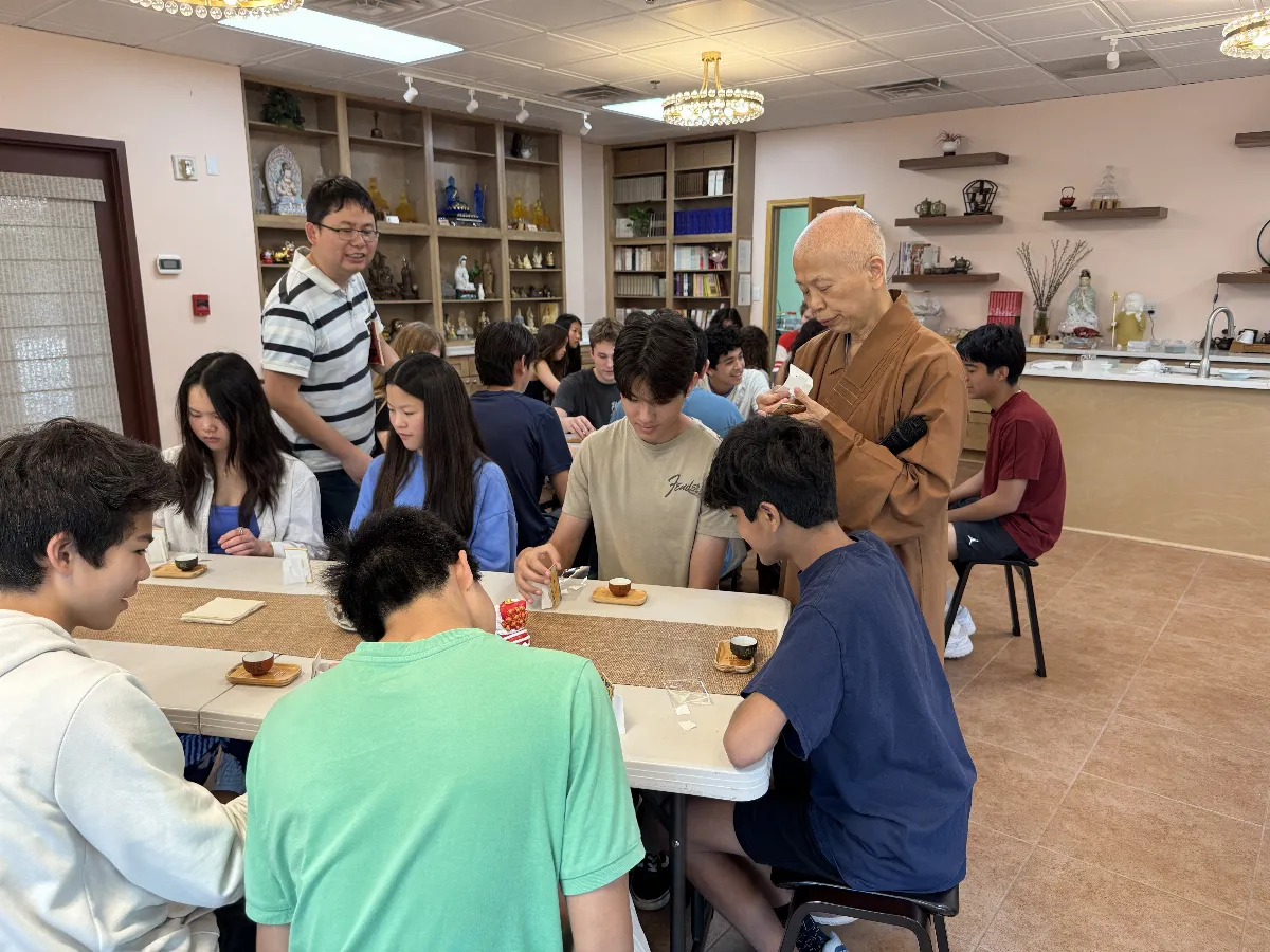 Visit to Xiang Yun Temple by LASA High School Students from Austin