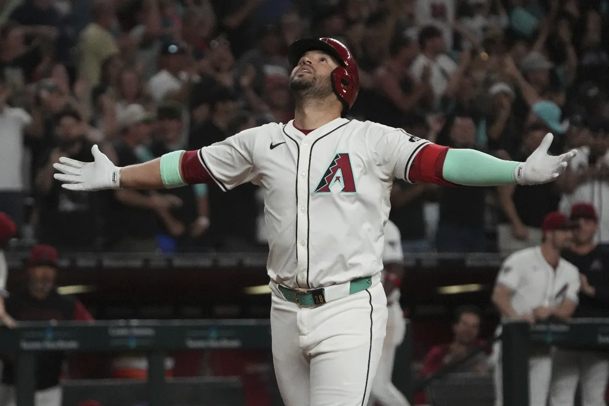 MLB／單場四響砲！ 響尾蛇蘇亞雷茲史上第19人