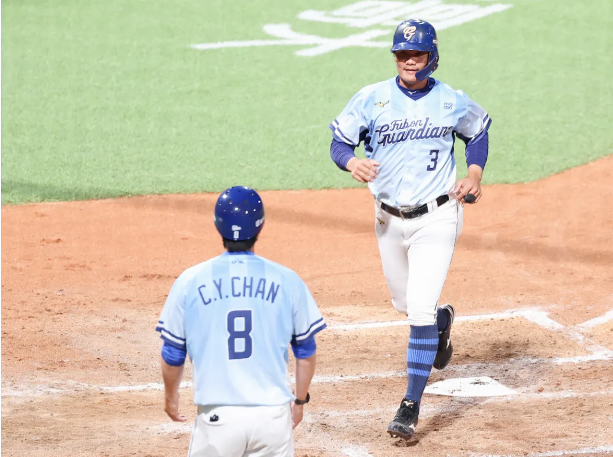 中職／41歲老將對轟場面感動 王勝偉：非常難得機會