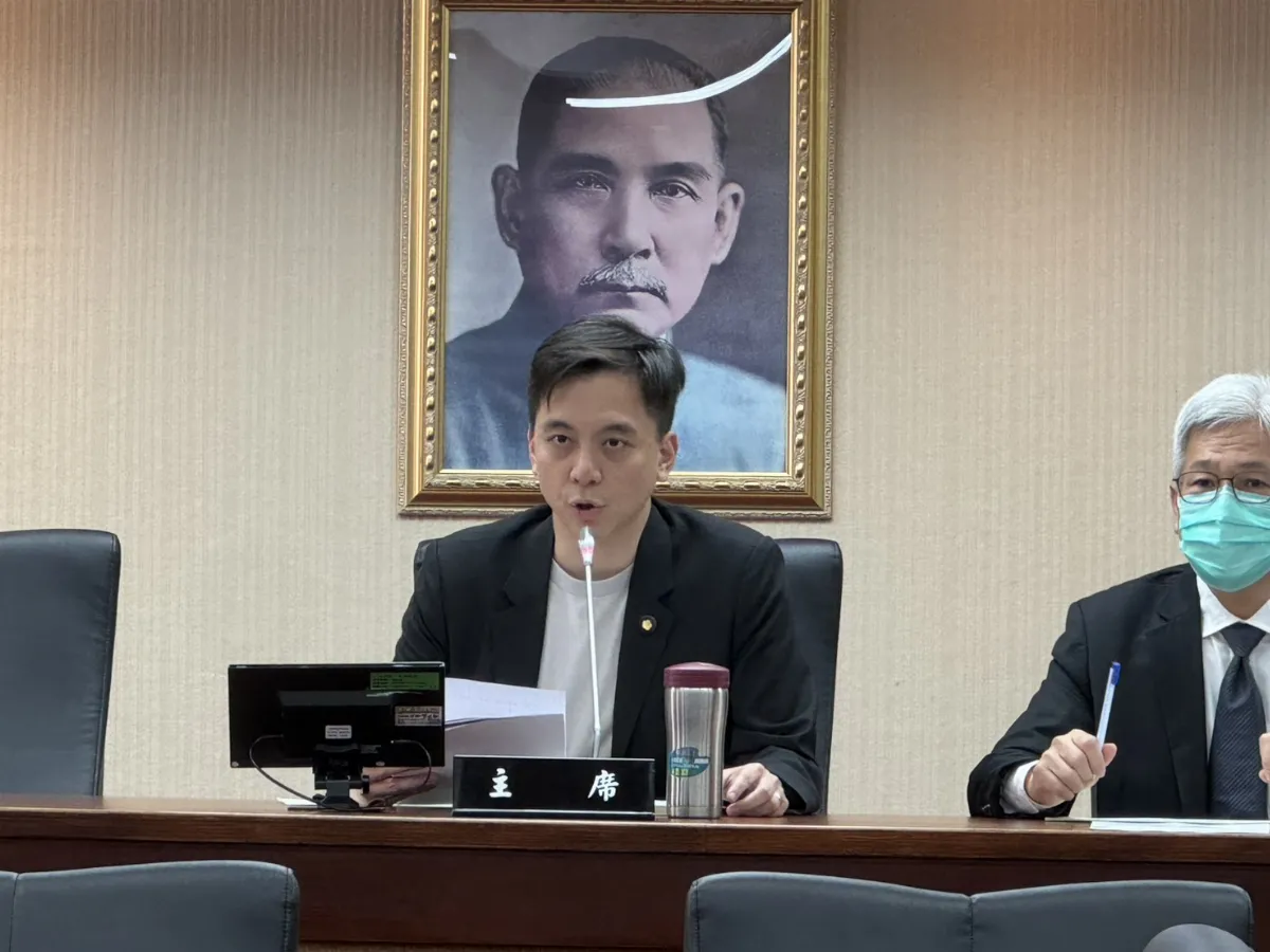 還假於民下午拚三讀 今年起教師節全民放假
