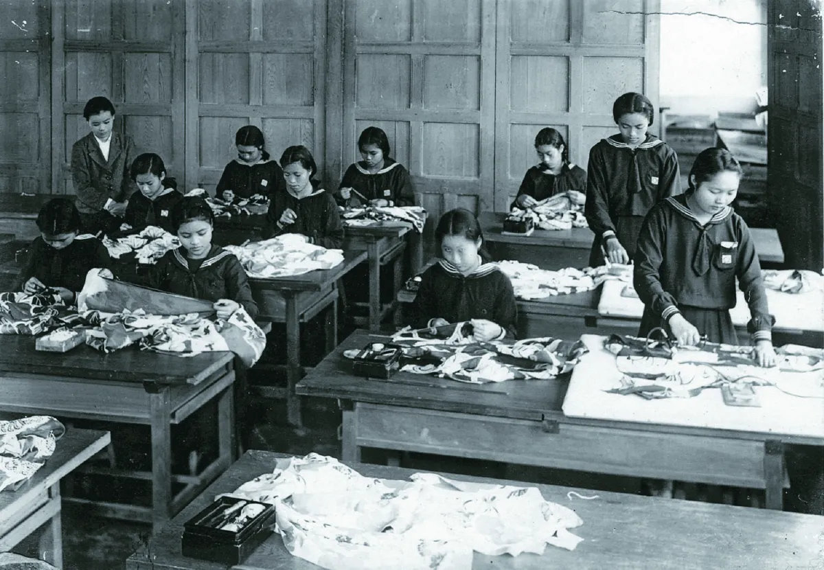 【光影紀事】北門家政女學校之裁縫課 