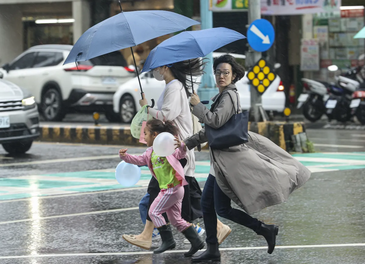 雨再下1天 未來一周回暖 5/16起全台高溫逾30度