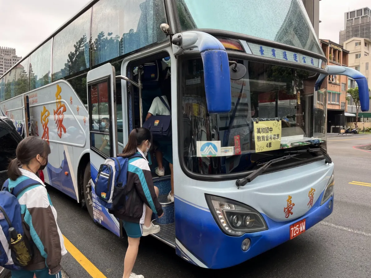 中市首創會考專車 將載送逾7700名考生抵考場