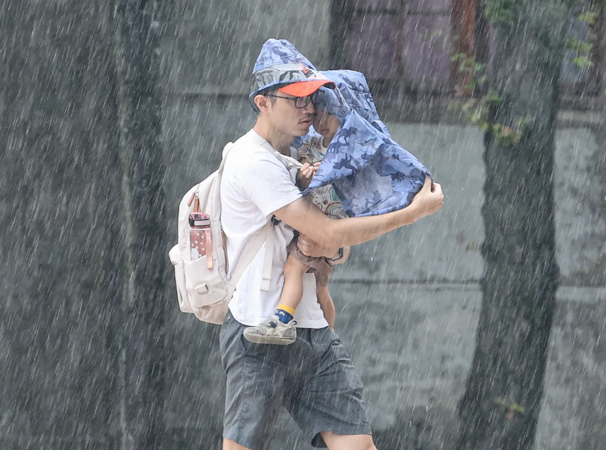 大台北宜花23日前防午後雷雨 周末雨區擴大