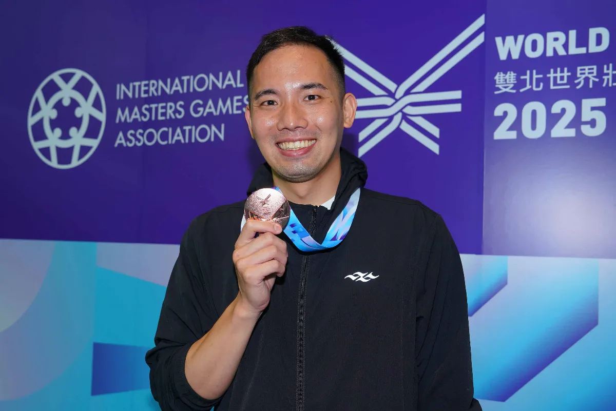 世壯運／前「蝶王」許志傑相隔10年返賽場 自由式接力摘金、蝶式奪銅